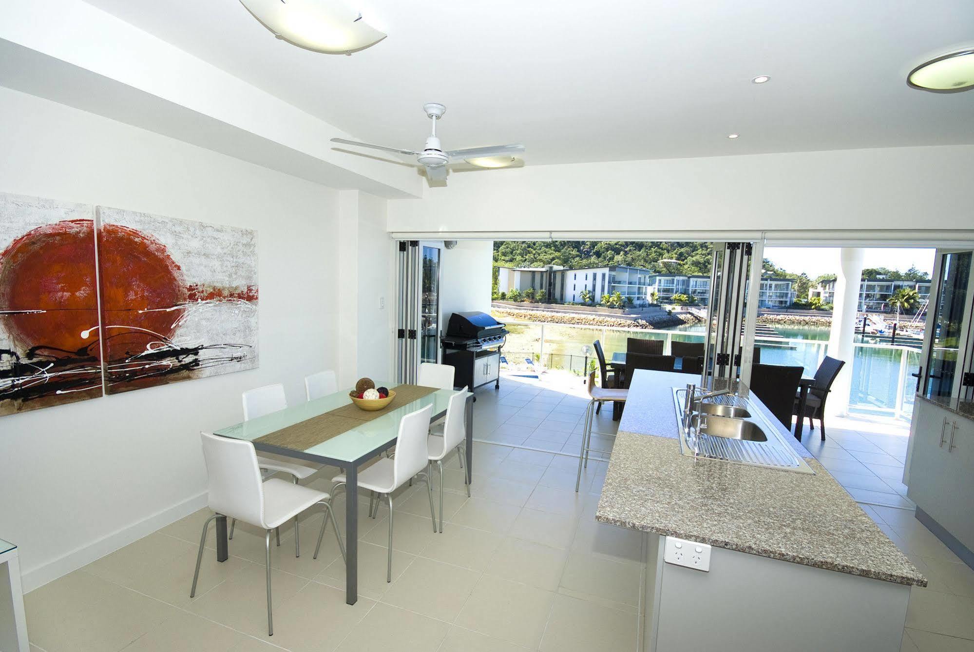 Beachside Magnetic Harbour Apartments Nelly Bay Zewnętrze zdjęcie